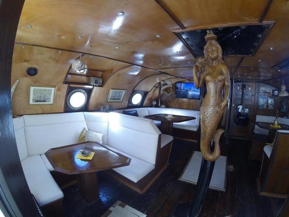 Boat Ms Cutty Jean 호텔 슬리에마 외부 사진
